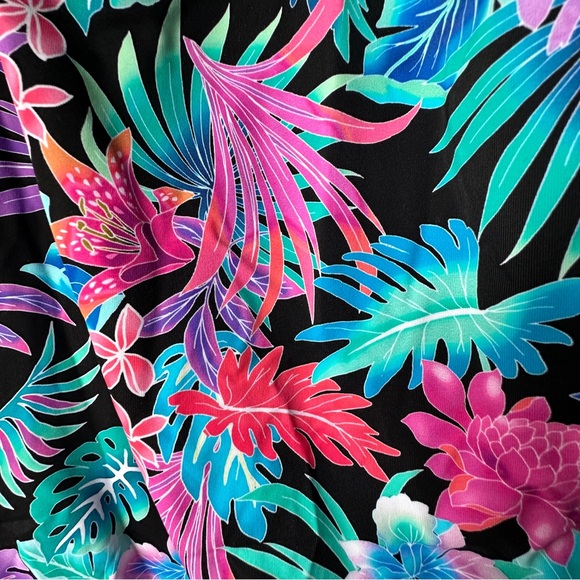 NWT Sarong Front Style Swimsuit with Wire Free Bra Size 20 - Picture 2 of 12